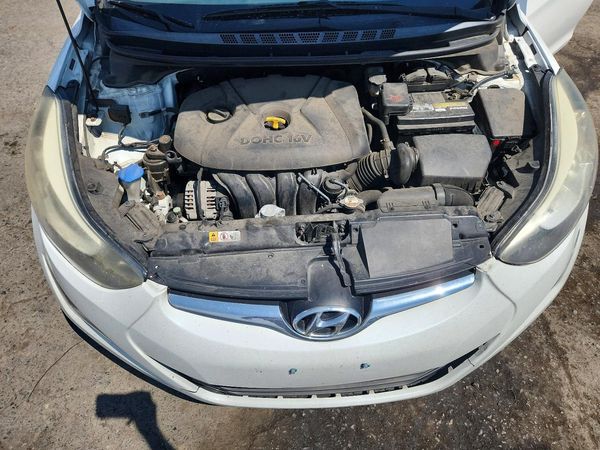 2016 HYUNDAI ELANTRA