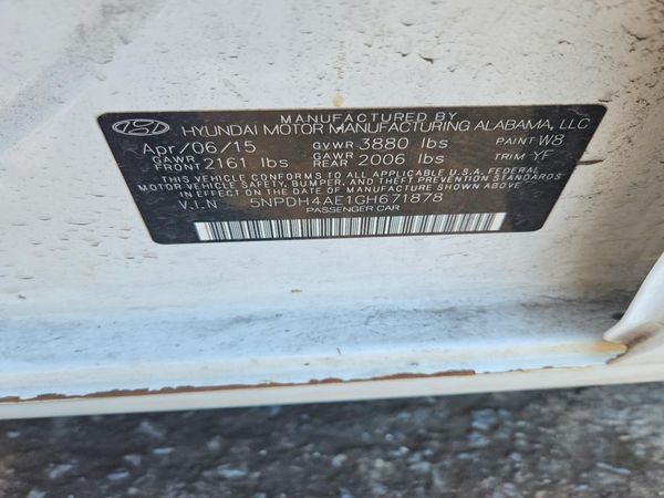 2016 HYUNDAI ELANTRA