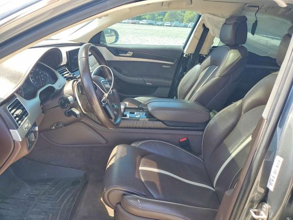 2015 AUDI A8