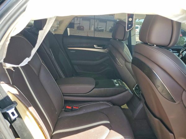 2015 AUDI A8