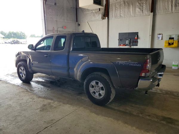 2014 TOYOTA TACOMA Delux Grade