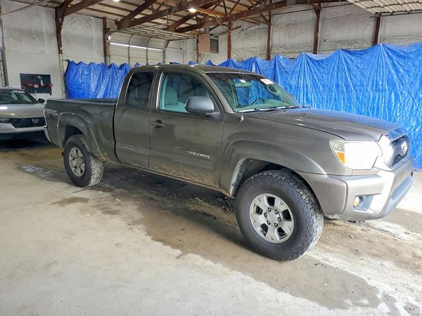 2014 TOYOTA TACOMA Delux Grade