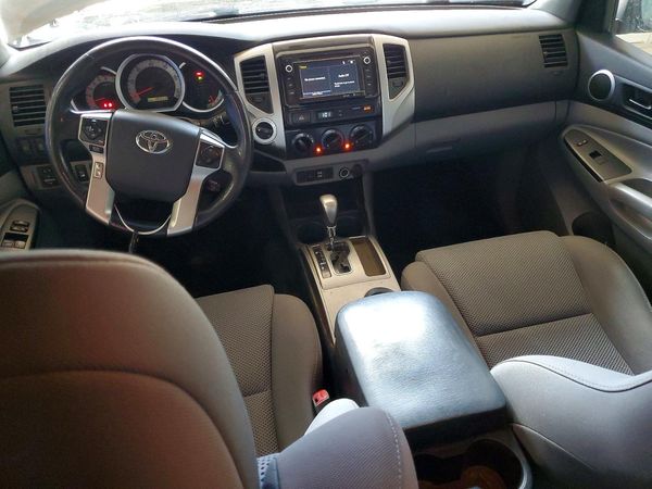 2014 TOYOTA TACOMA Delux Grade