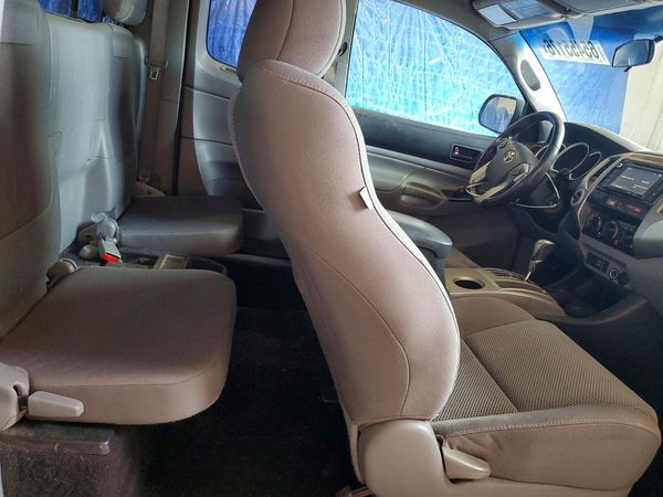 2014 TOYOTA TACOMA Delux Grade