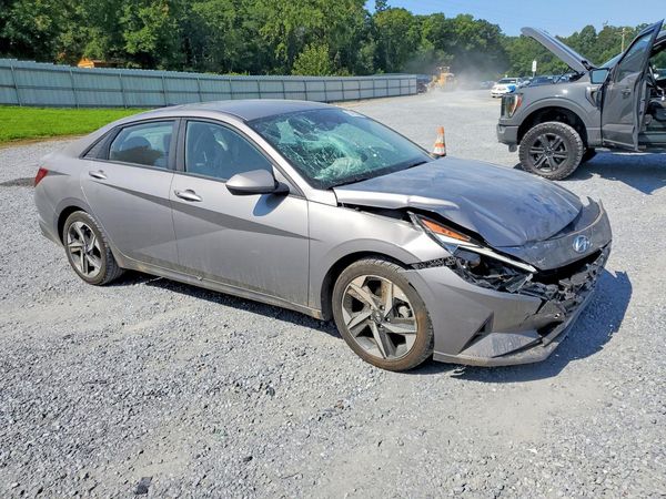2023 HYUNDAI ELANTRA