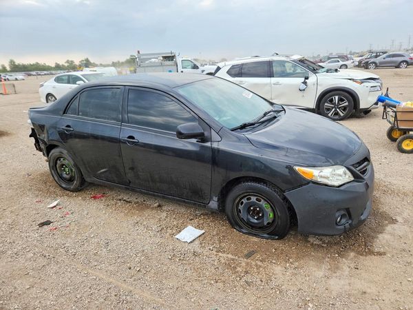 2012 TOYOTA COROLLA