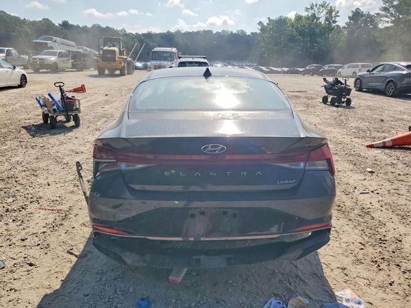 2022 HYUNDAI ELANTRA Limited