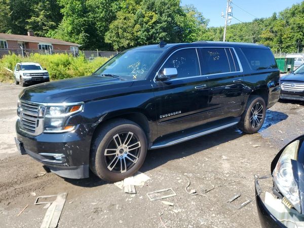 2017 CHEVROLET SUBURBAN Premier — Front 3/4