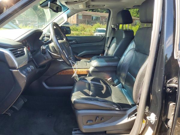 2017 CHEVROLET SUBURBAN Premier — DENT