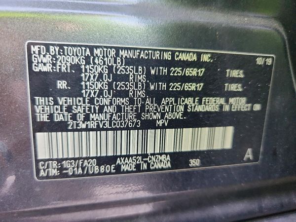 2020 TOYOTA RAV4 XLE
