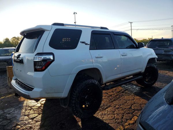 2018 TOYOTA 4RUNNER