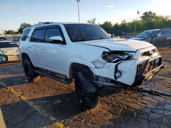 2018 TOYOTA 4RUNNER