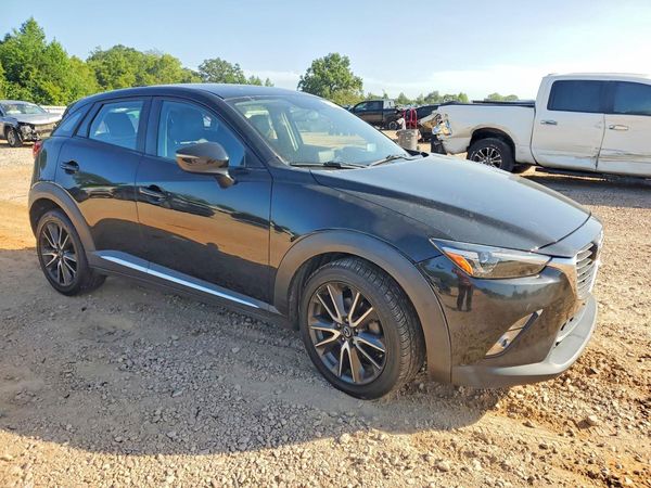 2017 MAZDA CX-3 — Passenger 3/4