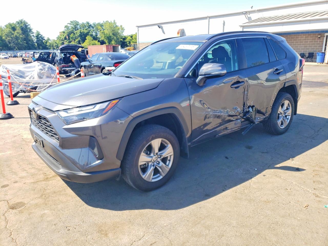 2023 TOYOTA RAV4 XLE