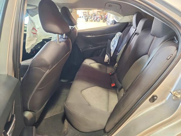 2019 TOYOTA CAMRY