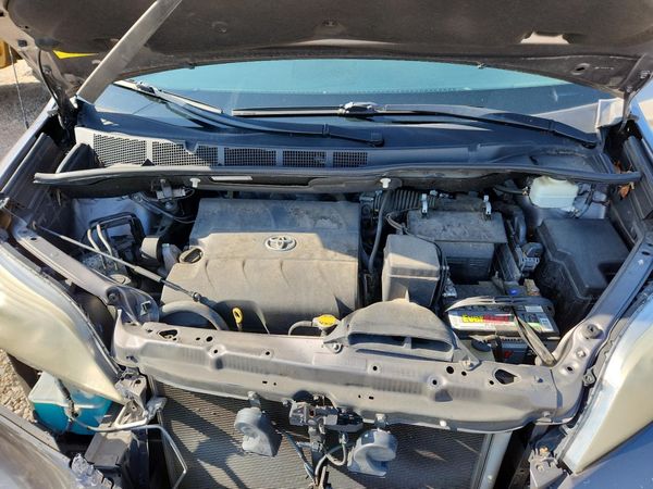 2014 TOYOTA SIENNA