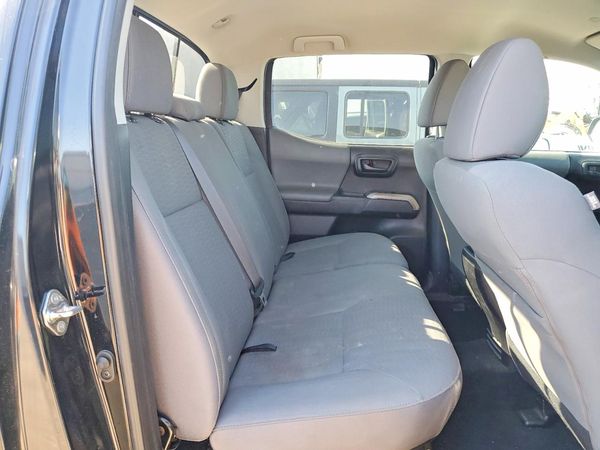 2019 TOYOTA TACOMA SR5