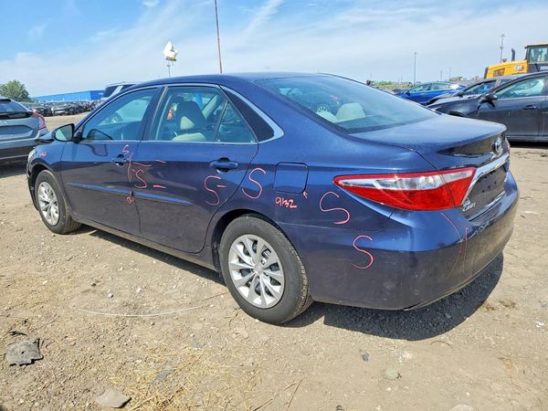 2017 TOYOTA CAMRY