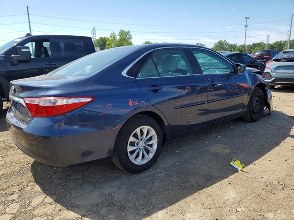 2017 TOYOTA CAMRY