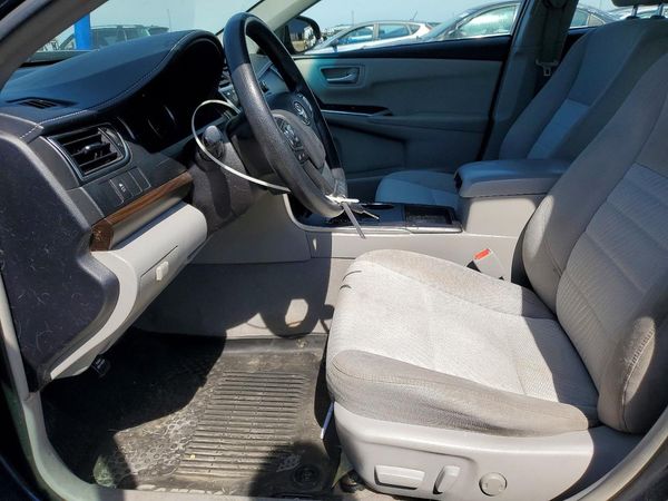2017 TOYOTA CAMRY