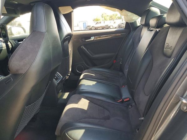 2012 AUDI S4