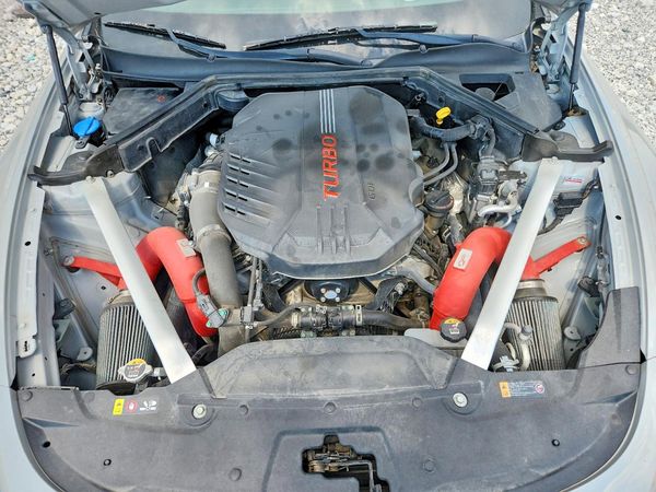 2020 KIA STINGER