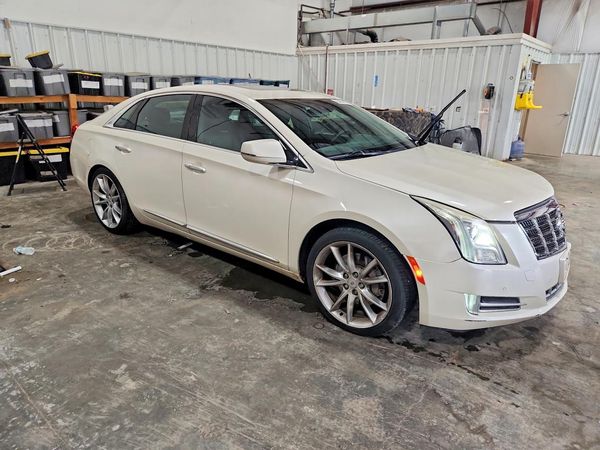 2013 CADILLAC XTS Premium