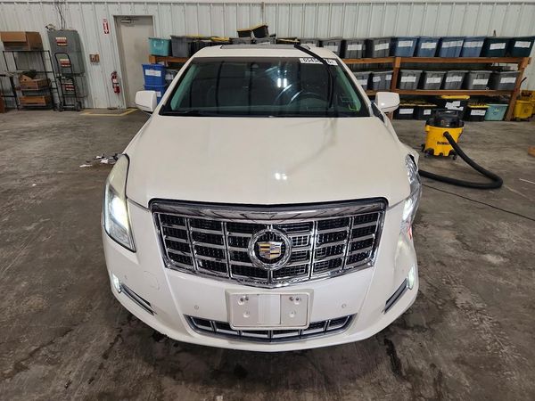 2013 CADILLAC XTS Premium
