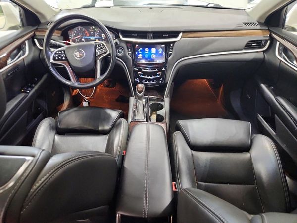 2013 CADILLAC XTS Premium