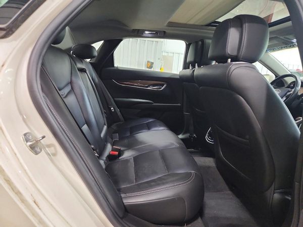 2013 CADILLAC XTS Premium