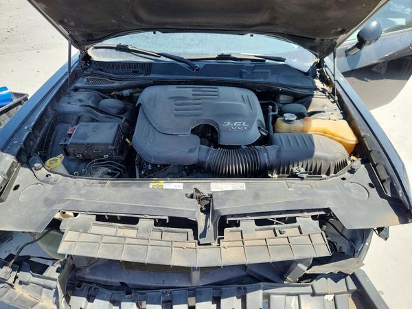 2015 DODGE CHALLENGER SXT Plus