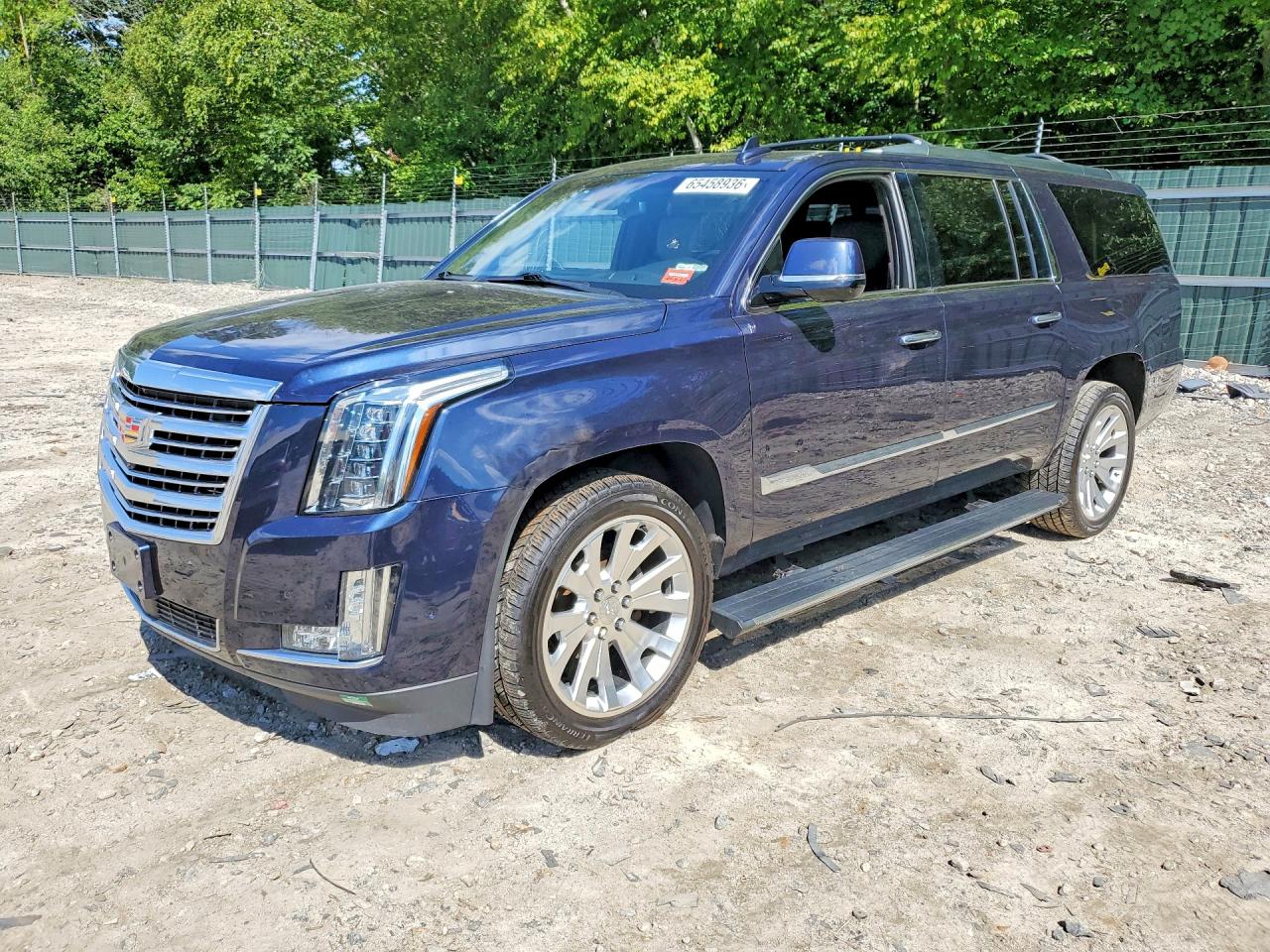2017 CADILLAC ESCALADE ESV Platinum