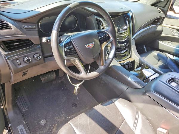 2017 CADILLAC ESCALADE ESV Platinum