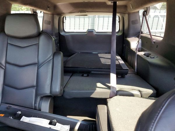 2017 CADILLAC ESCALADE ESV Platinum
