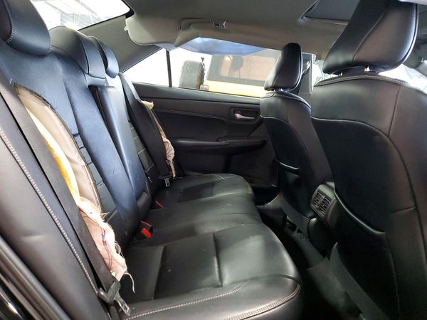 2015 TOYOTA CAMRY