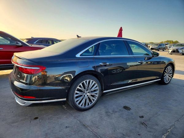 2019 AUDI A8
