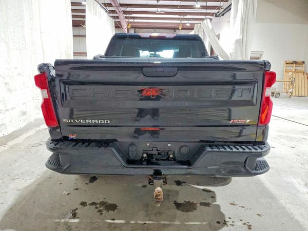 2019 CHEVROLET SILVERADO RST