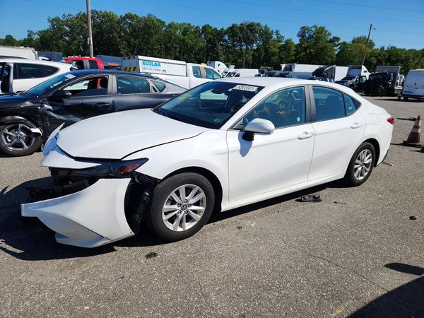 2025 TOYOTA CAMRY — DSFA — Front 3/4