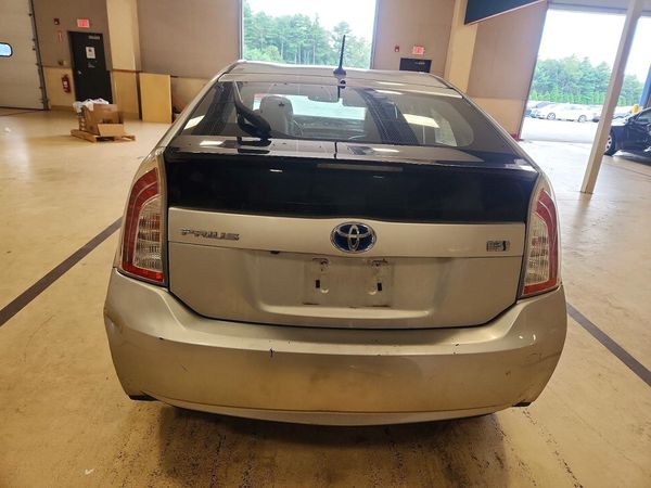 2015 TOYOTA PRIUS
