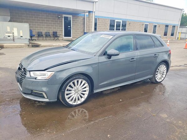 2017 AUDI A3 e-tron Premium