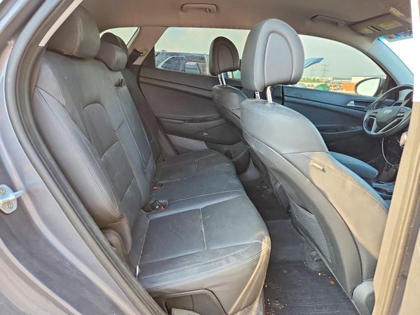 2017 HYUNDAI TUCSON