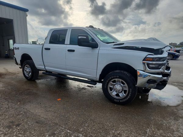 2026 RAM 2500 — Passenger 3/4