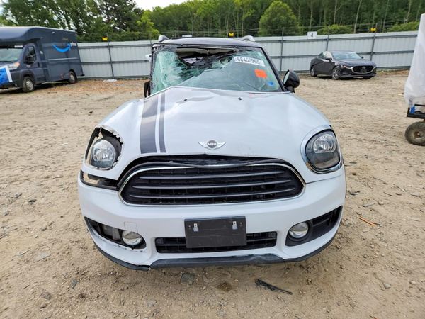 2018 MINI COOPER