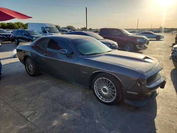 2022 DODGE CHALLENGER R/T — Passenger 3/4