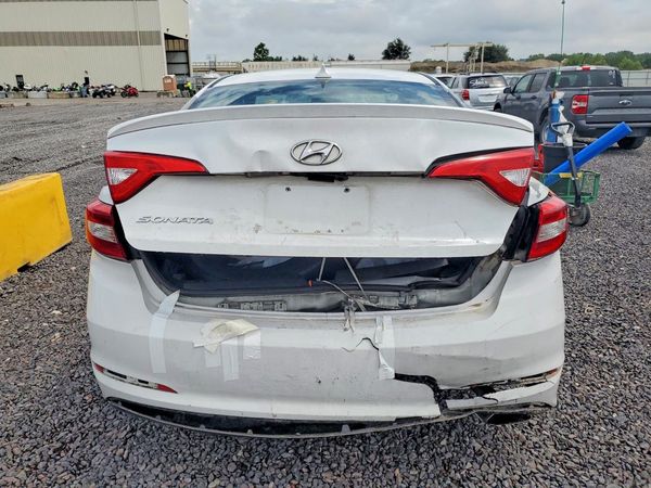 2017 HYUNDAI SONATA SE, Eco