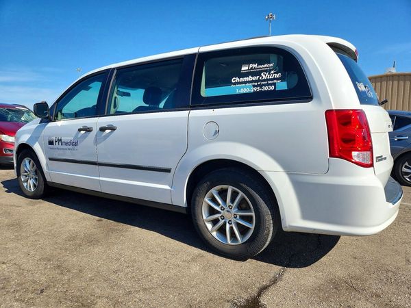 2016 DODGE GRAND CARAVAN SE