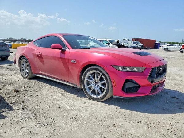 2025 FORD MUSTANG
