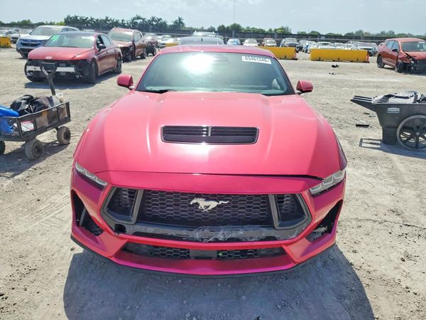 2025 FORD MUSTANG
