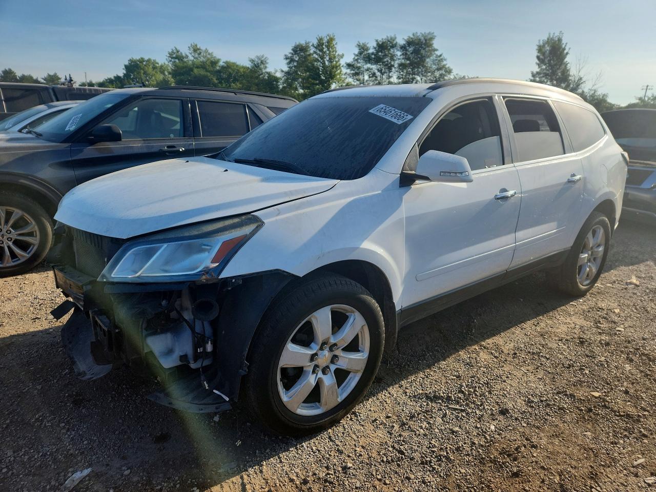 2017 CHEVROLET TRAVERSE 1LT — Front 3/4