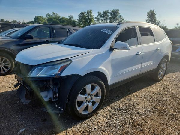 2017 CHEVROLET TRAVERSE — DSFA — Front 3/4
